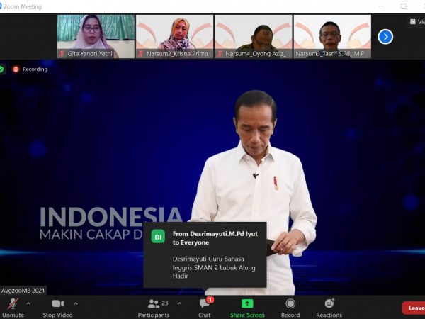 Webinar " Kesiapan Masyarakat Dalam menghadapi Transformasi Digital"
