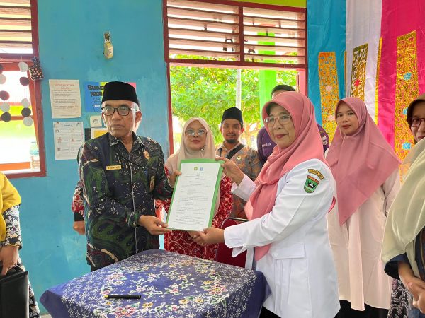SMAN 1 V Koto Timur dan KUA V Koto Timur Jalin Kerja Sama untuk Pembinaan Remaja Usia Sekolah