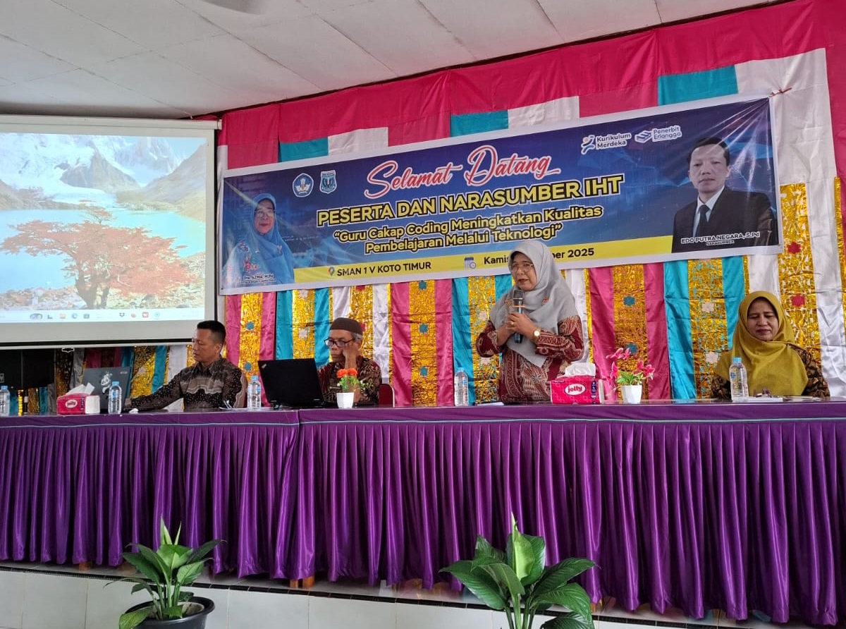 “Guru Cakap Coding, Pembelajaran Makin Berkualitas: SMAN 1 V Koto Timur Gelar IHT Berbasis Teknologi” “Guru Cakap Coding, Pembelajaran Makin Berkualitas: SMAN 1 V Koto Timur Gelar IHT Berbasis Teknologi”